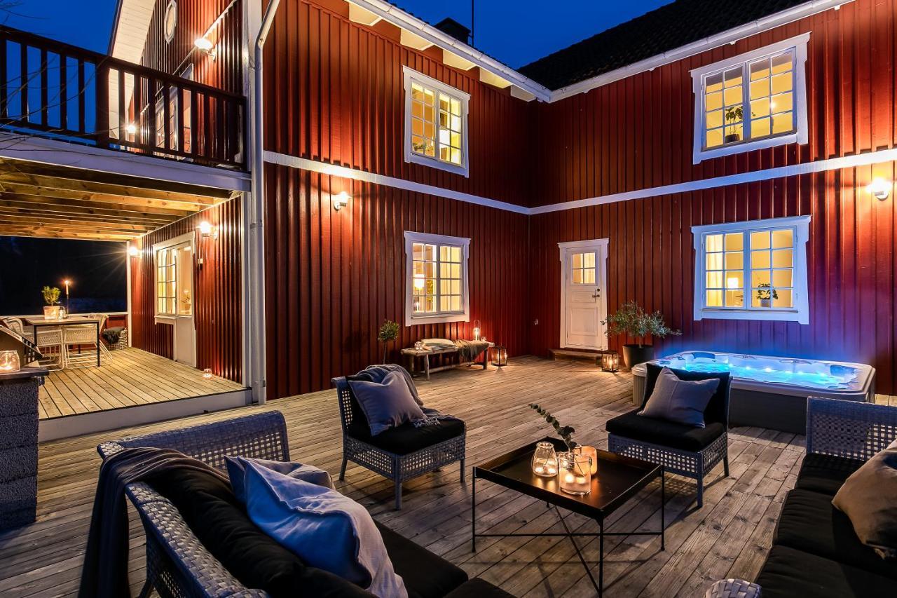 Charming Villa At Askersund Golf Resort Åmmeberg Exteriér fotografie