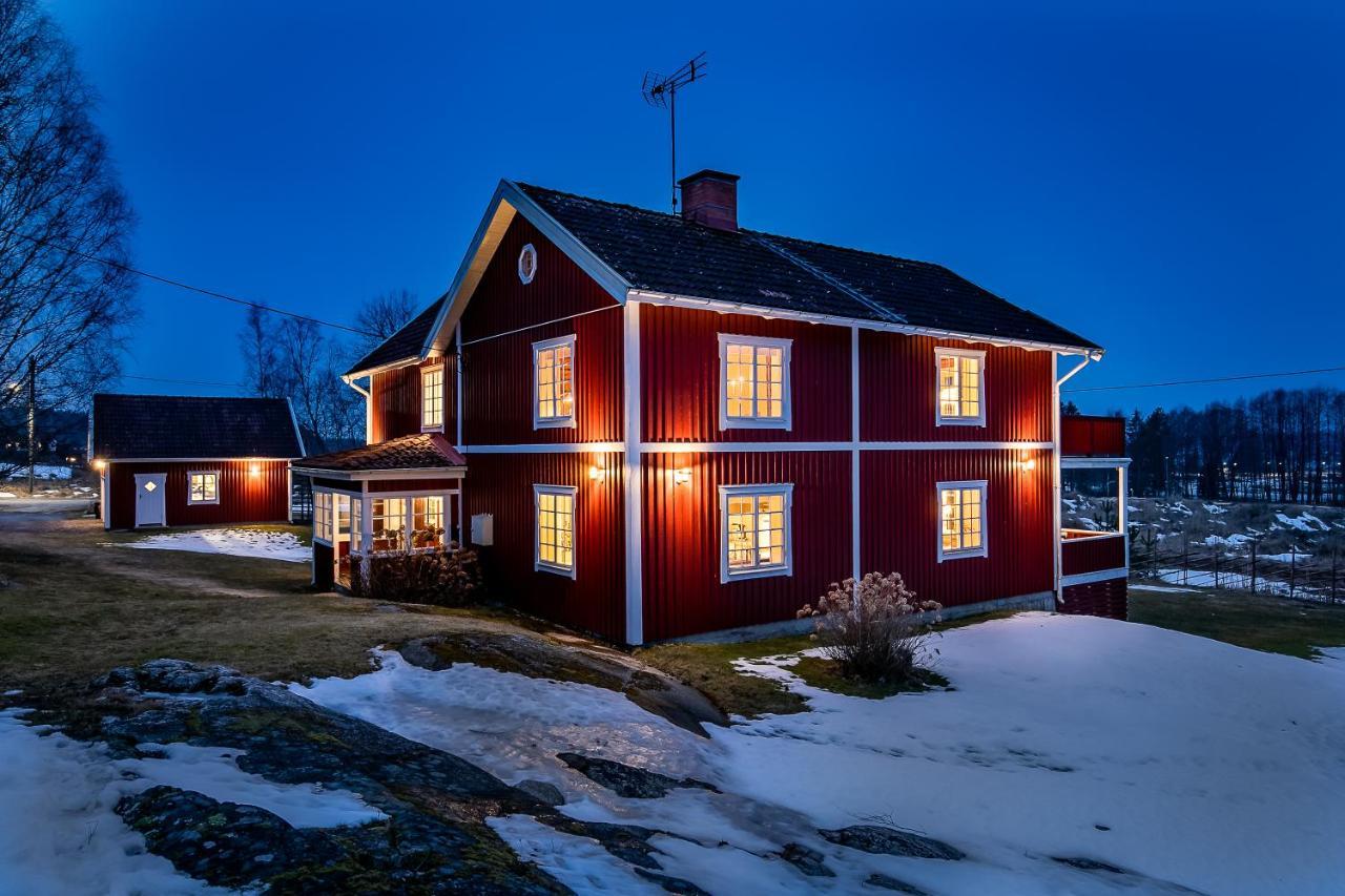 Charming Villa At Askersund Golf Resort Åmmeberg Exteriér fotografie